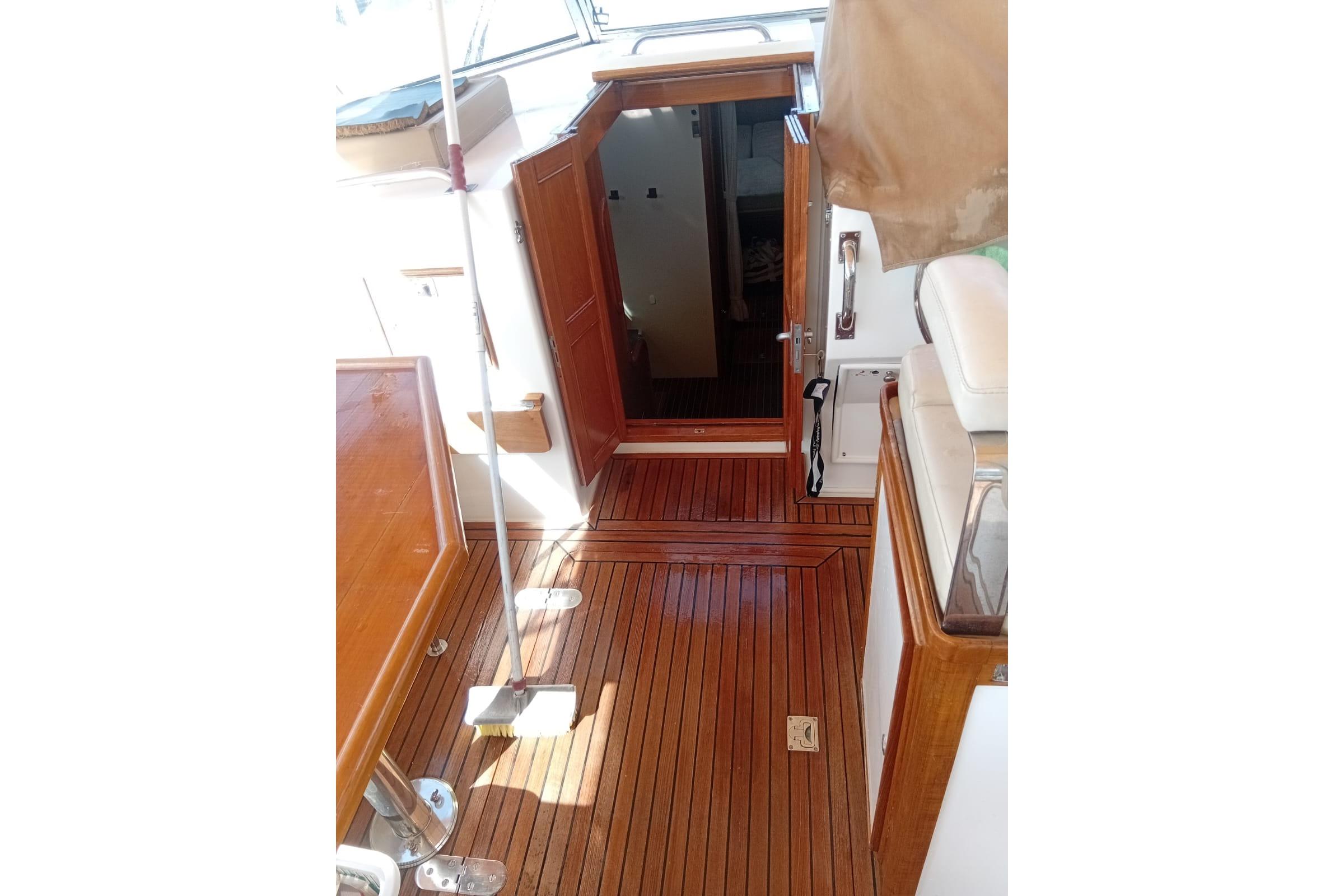 Grand Banks 38 Eastbay EX