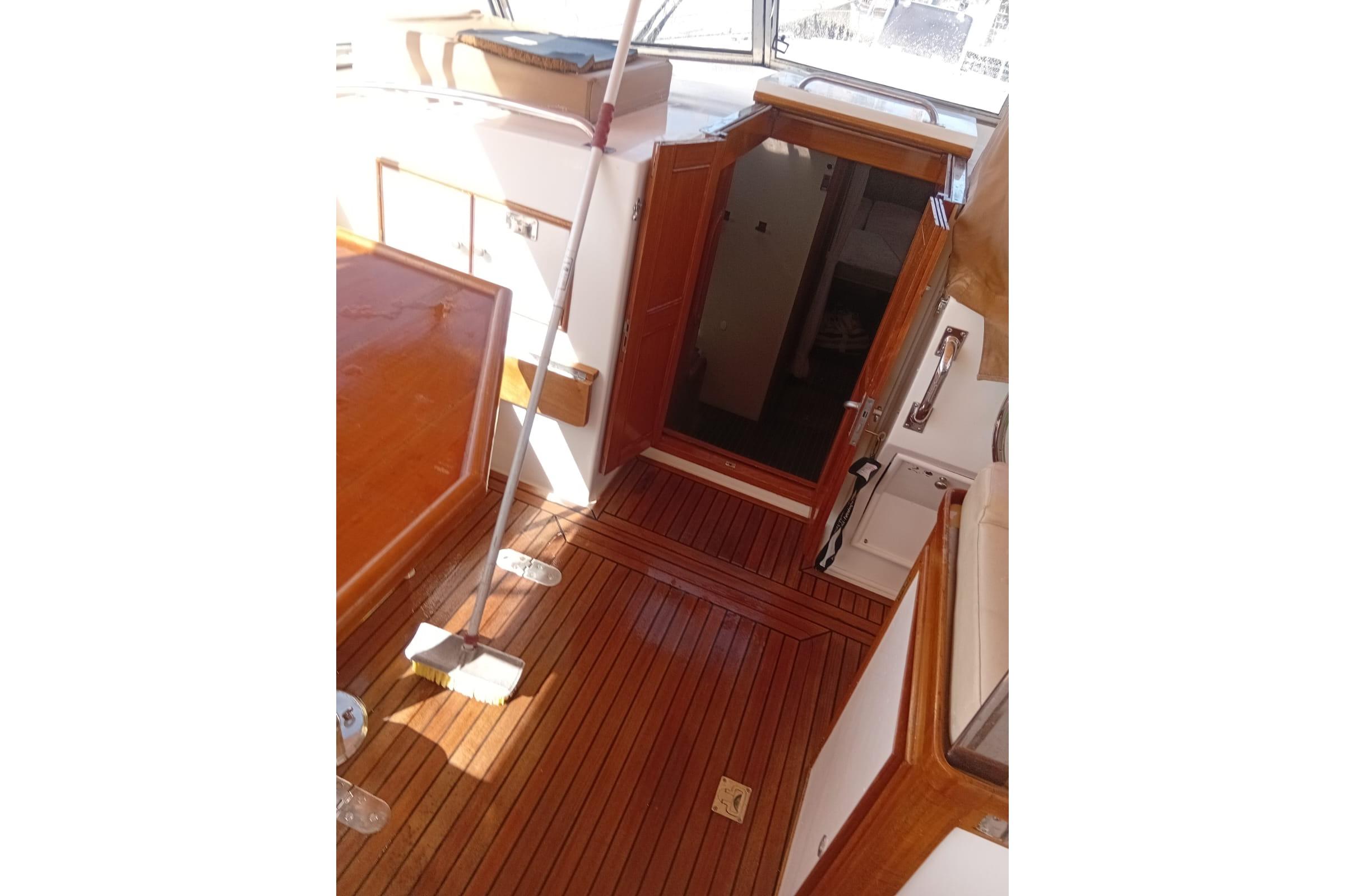 Grand Banks 38 Eastbay EX